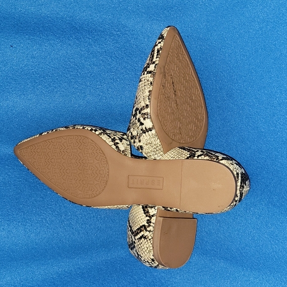 Esprit Flats - Picture 2 of 3